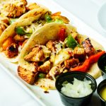 tacos de pollo asado - las guitarras -restaurant